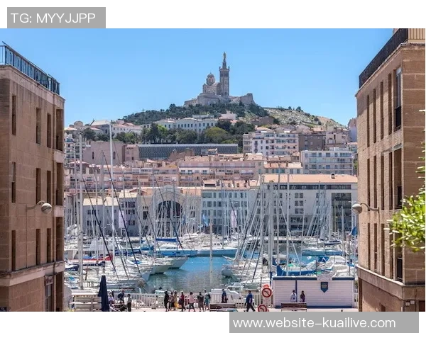 探索埃斯特旺的魅力与历史深度揭示这座城市的文化与风景之美